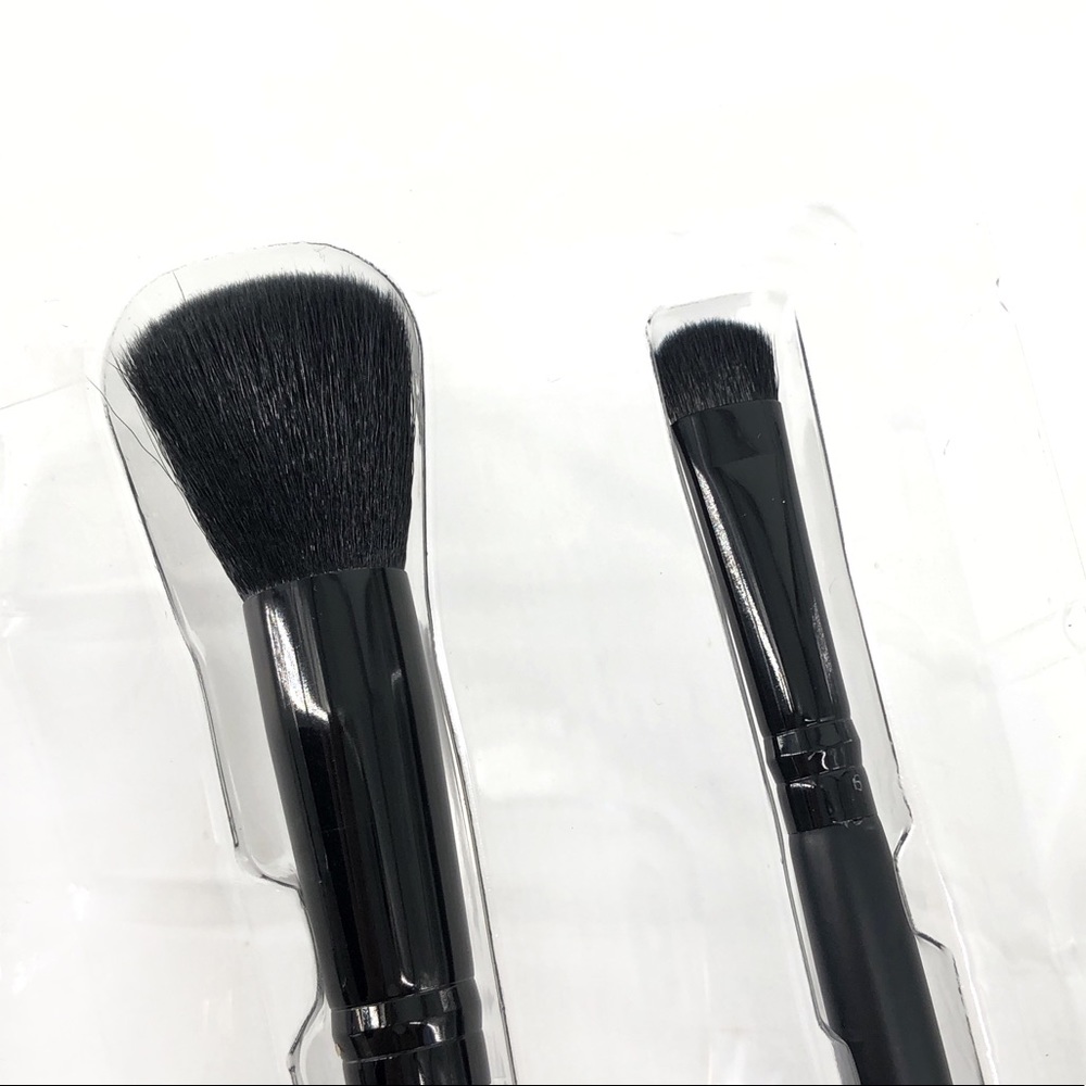 ELF Essential Brush Set - Powder + Eyeshadow Brush - Picture 6 of 6
